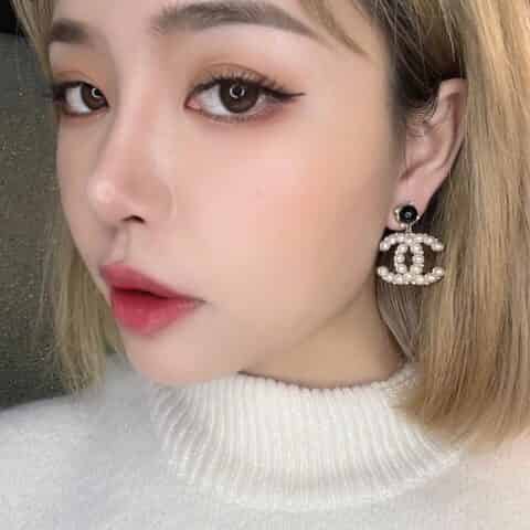 新款 CHANEL香奈儿双c珍珠耳钉耳环