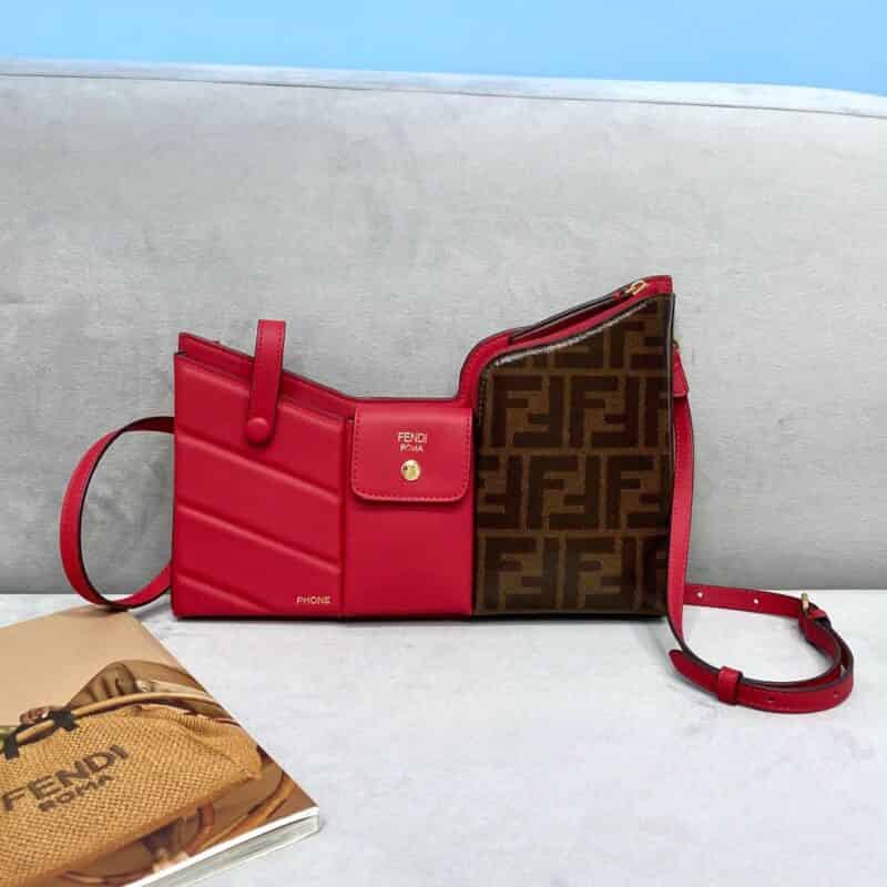 FENDI芬迪三口袋迷你小斜挎包595