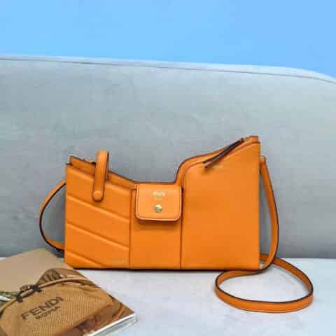 FENDI芬迪三口袋迷你小斜挎包595