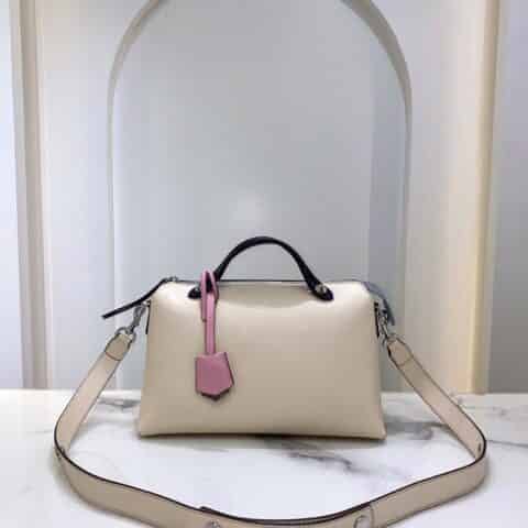 FENDI芬迪柔软小牛皮波士顿手提包149