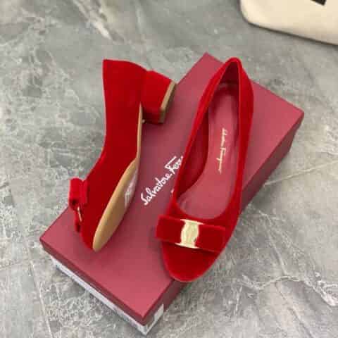 SF salvatore Ferragamo  菲拉格慕 蝴蝶结天鹅绒粗跟单鞋