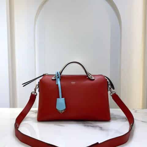 FENDI芬迪柔软小牛皮波士顿手提包149