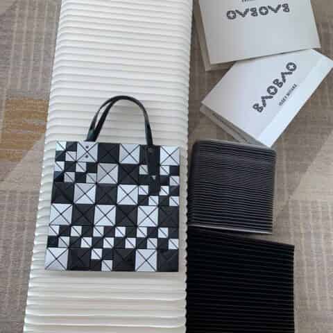 三宅一生 Issey Miyake BaoBao格子拼接手提袋0086