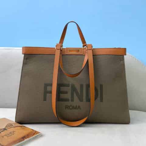 FENDI芬迪经典FENDI字母刺绣手提包8265