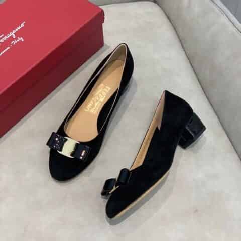 SF salvatore Ferragamo  菲拉格慕羊京绒面半内里单鞋