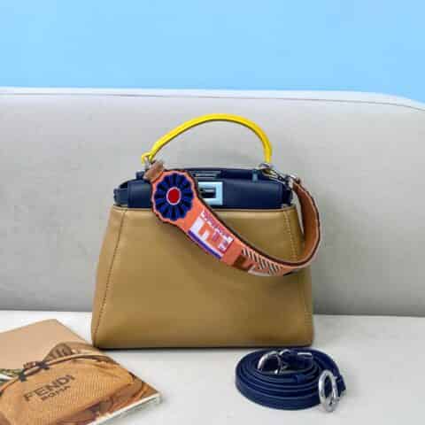 FENDI芬迪南非绵羊皮PEEKABOO手袋1592