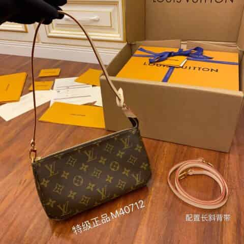 Louis Vuitton LV Pochette Accessoires配饰麻将包M40712