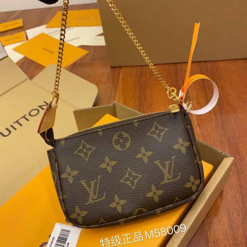 Louis Vuitton LV Mini Pochette Accessoires麻将包M58009