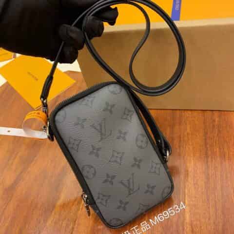 Louis Vuitton LV Double Phone Pouch斜挎包 M69534
