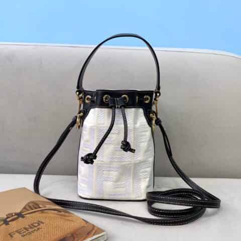 FENDI芬迪经典FF图案迷你水桶包038