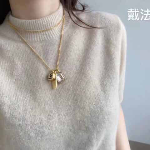 新款 CHANEL香奈儿项链毛衣链