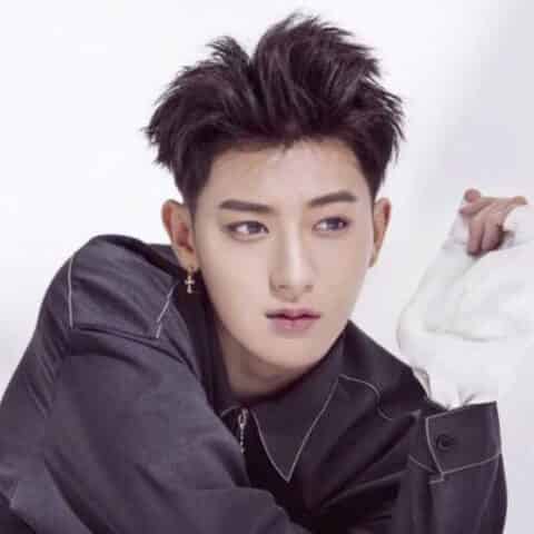 经典爆款 克罗心金色十字架耳钉耳环