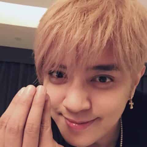 经典爆款 克罗心金色十字架耳钉耳环