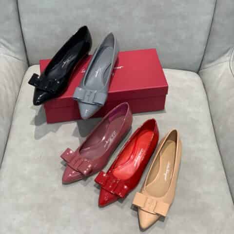 SF salvatore Ferragamo  菲拉格慕最新糖果色走秀款尖头浅口Viva芭蕾舞鞋