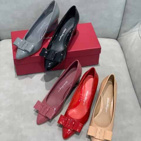 SF salvatore Ferragamo  菲拉格慕最新糖果色走秀款尖头浅口Viva芭蕾舞鞋