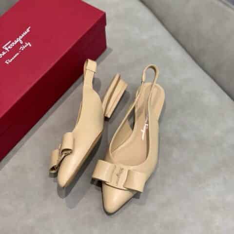 SF salvatore Ferragamo  菲拉格慕2021新款viva系列后空露跟粗跟凉鞋