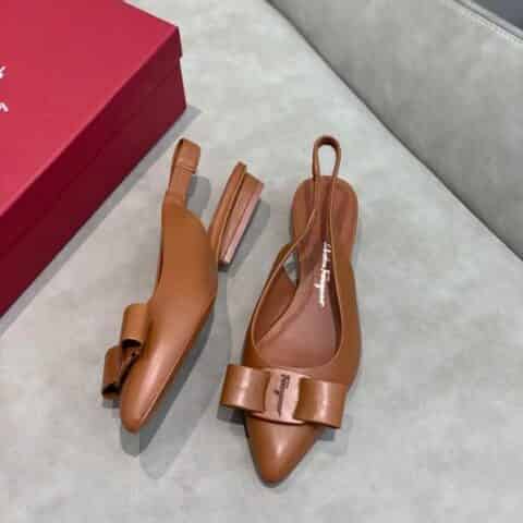 SF salvatore Ferragamo  菲拉格慕2021新款viva系列后空露跟粗跟凉鞋
