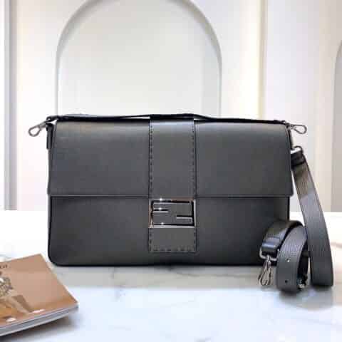 FENDI芬迪全进口牛皮腰包0122L