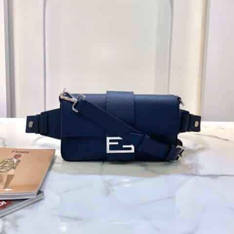 FENDI芬迪经典baguette腰包0122M