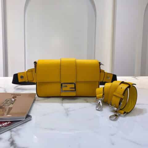 FENDI芬迪经典baguette腰包0122M