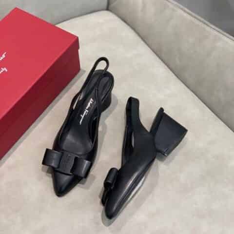 SF salvatore Ferragamo  菲拉格慕2021新款viva系列后空露跟粗跟凉鞋