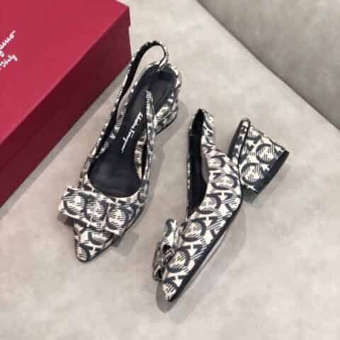 SF salvatore Ferragamo  菲拉格慕2021新款viva系列后空露跟粗跟凉鞋