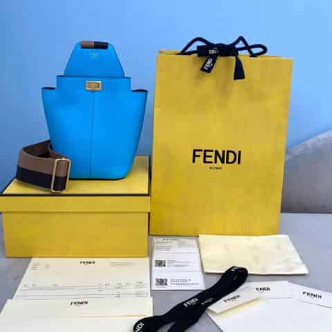 FENDI芬迪翻盖搭标志性Guitar吉他包8301