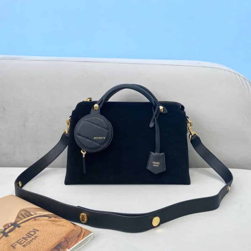 FENDI芬迪柔软小牛皮波士顿手提包309