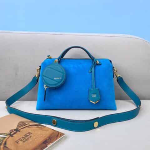 FENDI芬迪柔软小牛皮波士顿手提包309