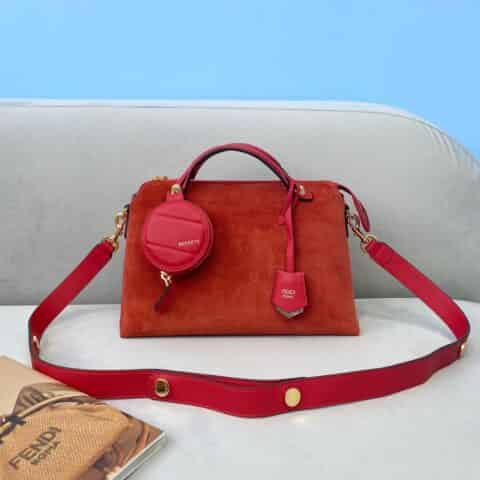 FENDI芬迪柔软小牛皮波士顿手提包309