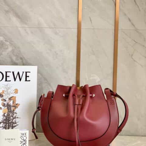 Loewe罗意威  Horseshoe飞碟包马蹄包 0526