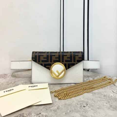 FENDI芬迪盖头压印 F 字样多功能腰包005