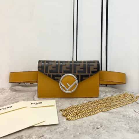 FENDI芬迪盖头压印 F 字样多功能腰包005