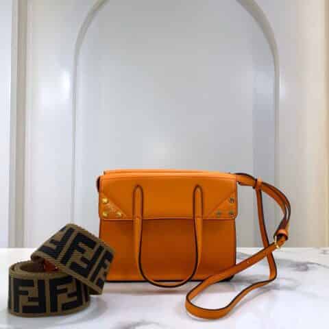 FENDI芬迪纯手工小牛皮缝制迷你手袋303