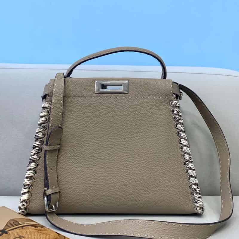 FENDI芬迪荔枝纹牛皮PEEKABOO手袋5291M