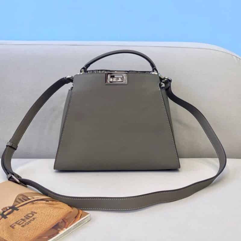FENDI芬迪小牛皮PEEKABOO手袋302