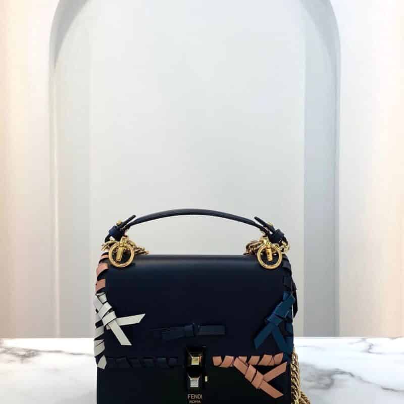 FENDI芬迪意大利牛皮KANI手袋629