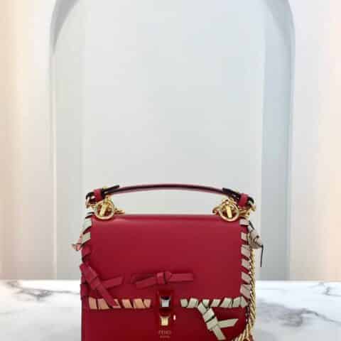 FENDI芬迪意大利牛皮KANI手袋629