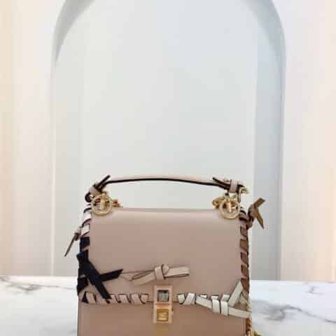 FENDI芬迪意大利牛皮KANI手袋629