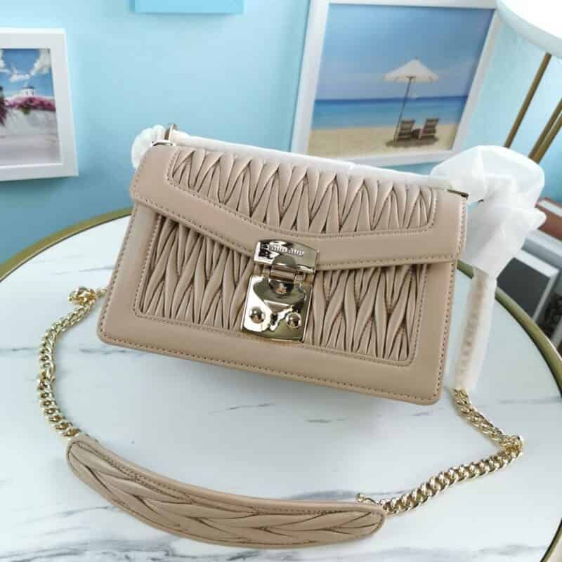 MIUMIU缪缪顶级进口Matelasse小羊皮材质单肩斜挎包5BD083