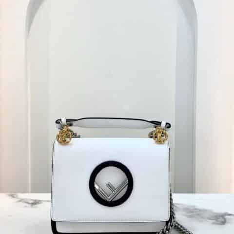 FENDI芬迪小牛皮KAN I手袋285