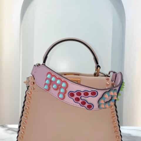 FENDI芬迪波浪边缘Peekaboo手袋9109S