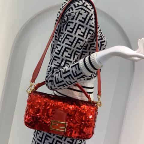 FENDI芬迪珠片修饰单肩斜挎包0127L