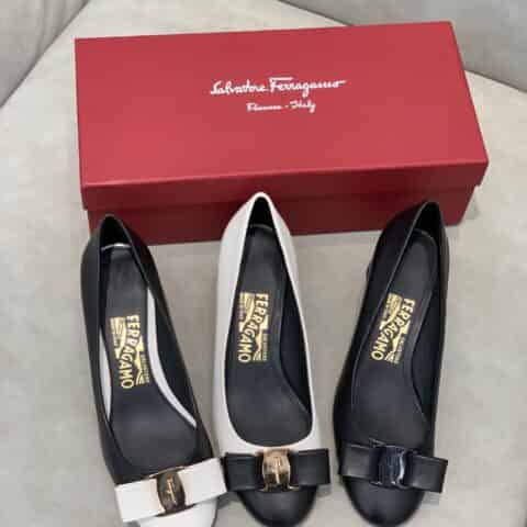 SF salvatore Ferragamo  菲拉格慕全新双色圆柱跟款标志性Ferragamo高跟鞋