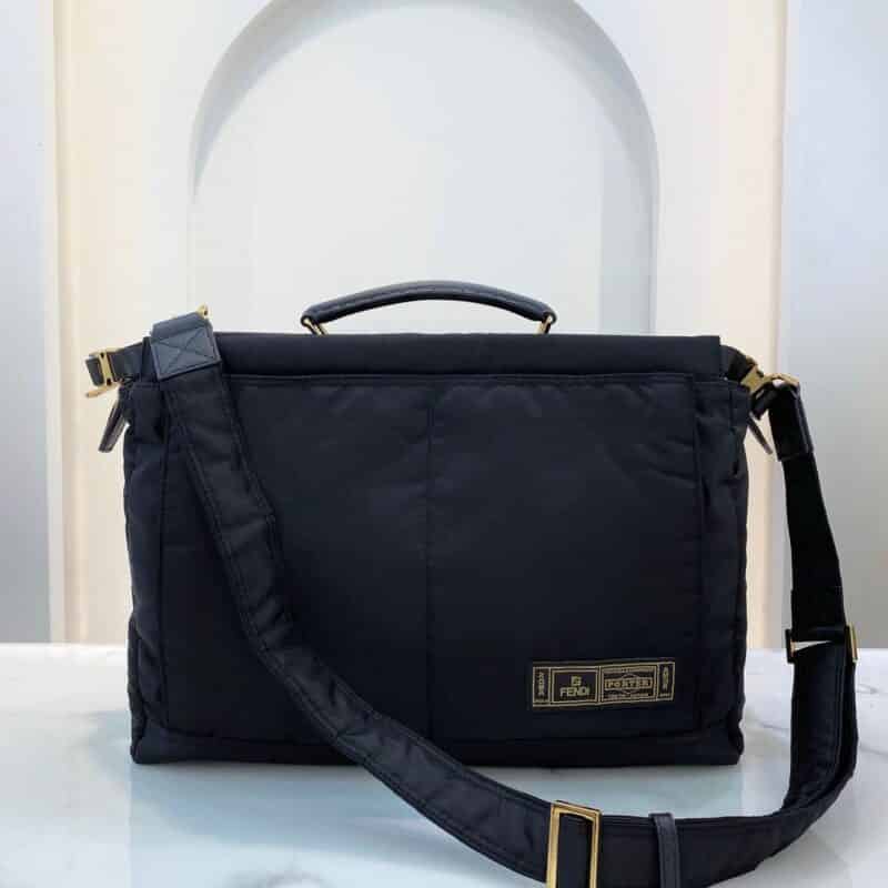 FENDI尼龙材质peekaboo手袋7519