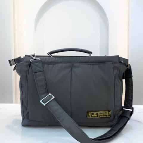 FENDI尼龙材质peekaboo手袋7519