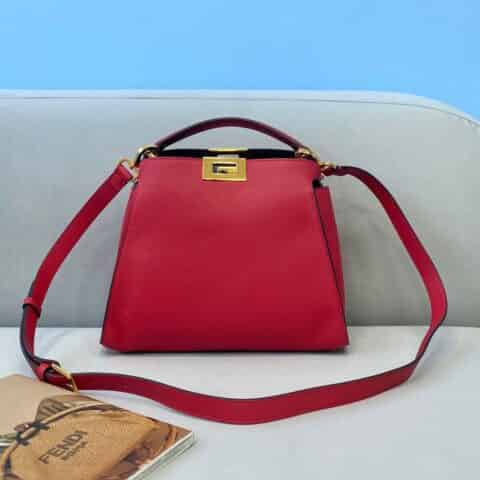 FENDI芬迪进口小牛皮Peekaboo手袋302
