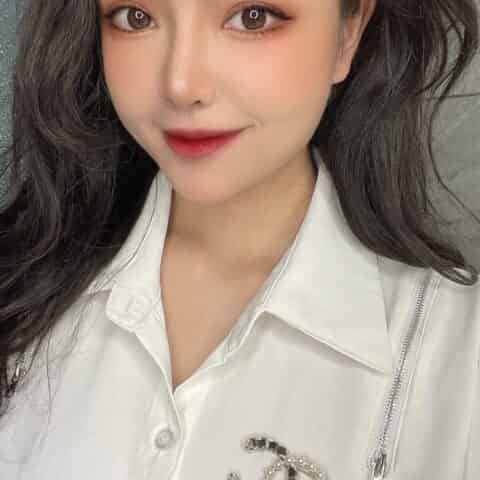 新款CHANEL香奈儿双c黑皮绳珍珠胸针