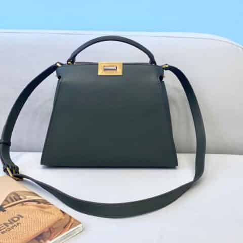 FENDI芬迪进口小牛皮Peekaboo手袋302