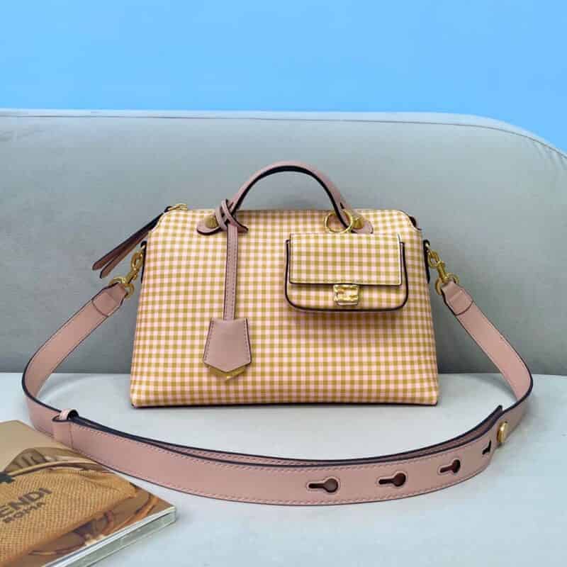 FENDI芬迪小清新方格波士顿手提袋8326S